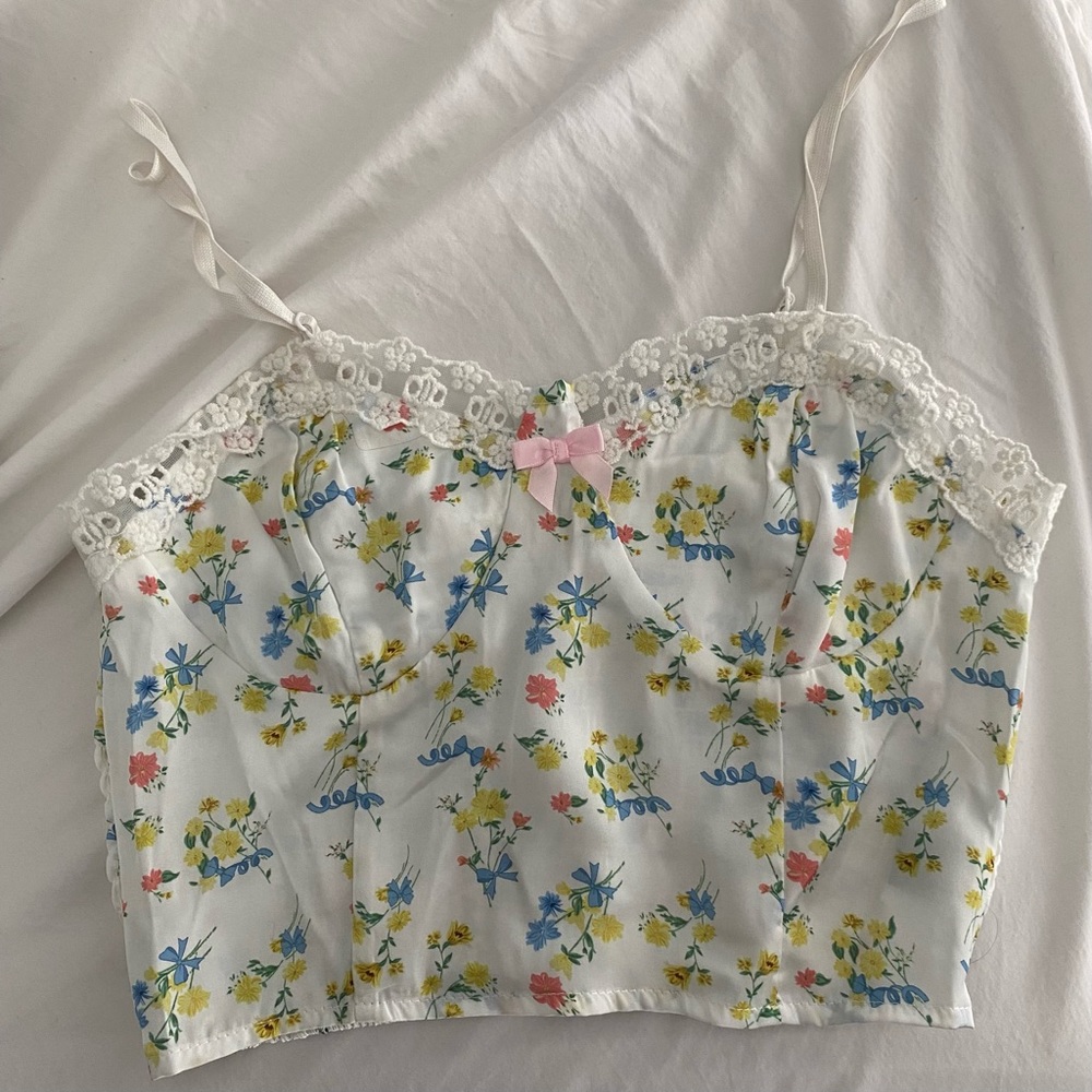 spring flower top